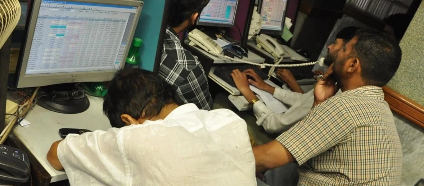 Πακιστάν: Ένοπλοι εισέβαλαν στο κτίριο του Χρηματιστηρίου και άρχισαν να πυροβολούν - Πέντε νεκροί (βίντεο)